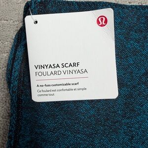 Lululemon Vinyasa Scarf in black and blue jacquard